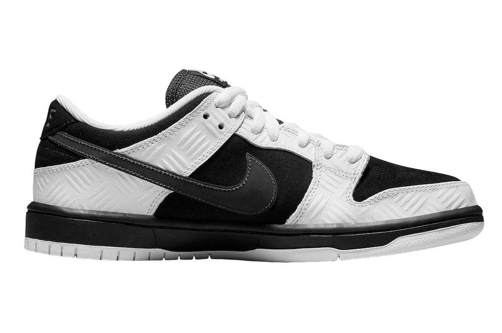 TIGHTBOOTH x Nike SB Dunk Low - Image 3