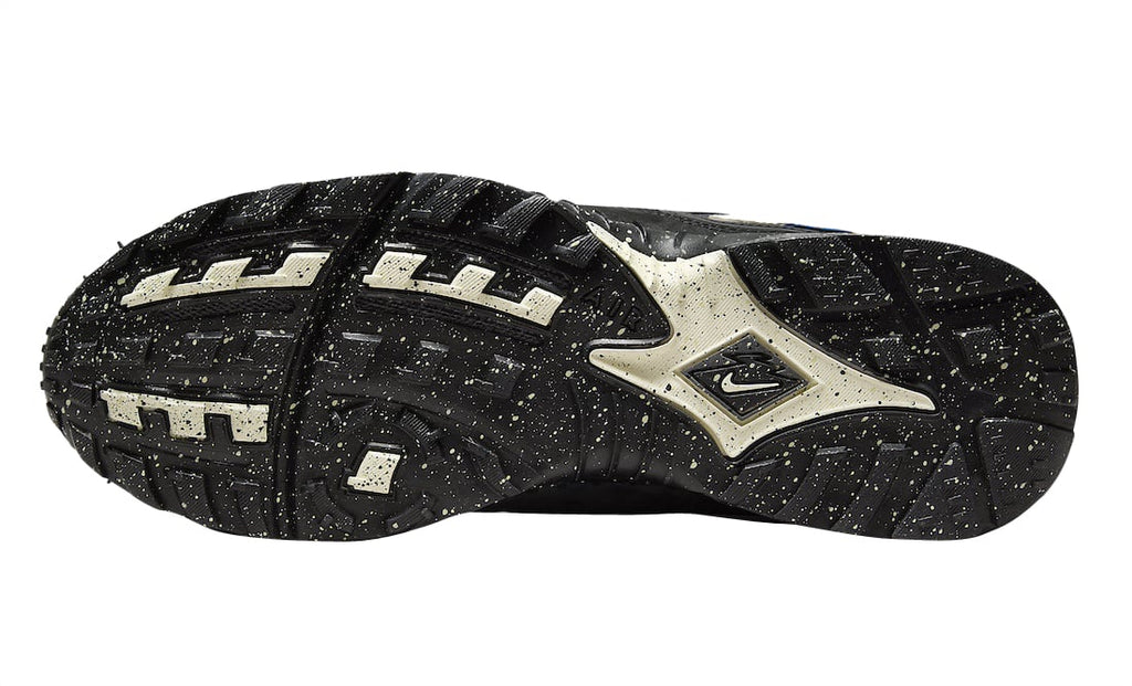 Undefeated x Nike Air Terra Humara Black - Image 6