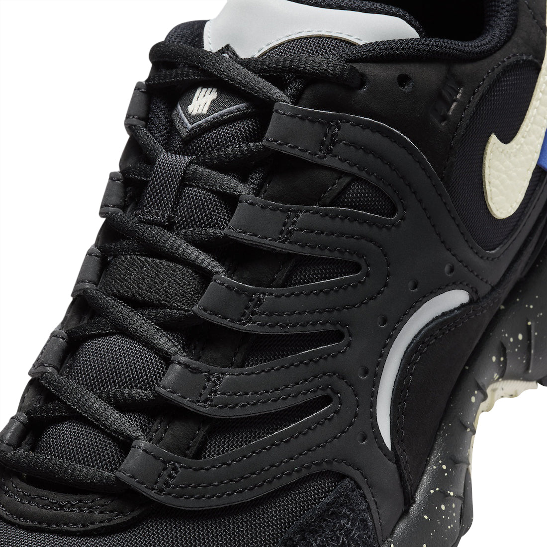 Undefeated x Nike Air Terra Humara Black - Image 7