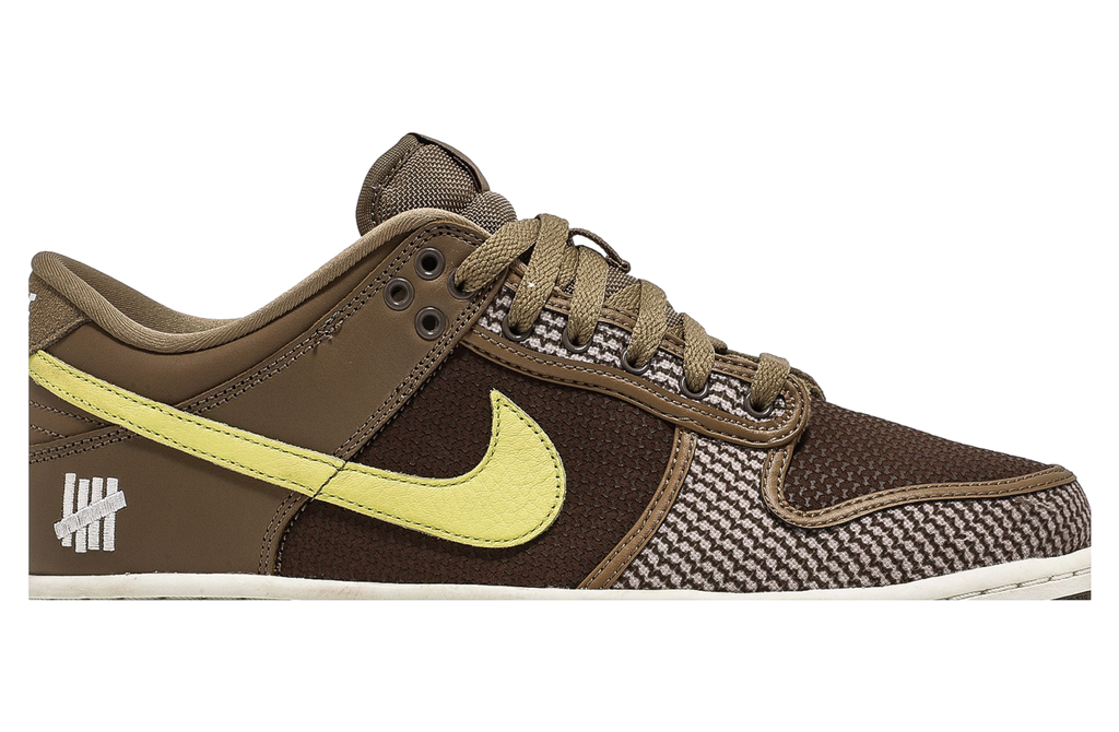 Undefeated x Nike Dunk Low SP Canteen - Image 2