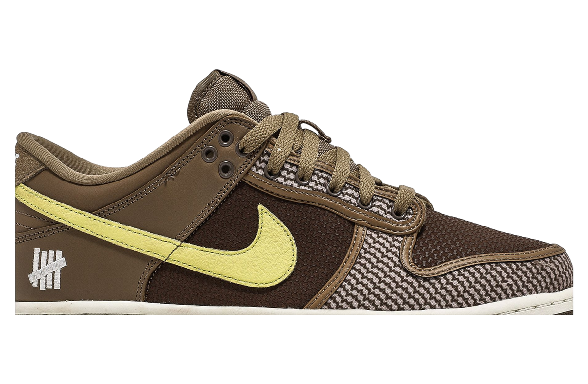 Undefeated x Nike Dunk Low SP Canteen - Image 2