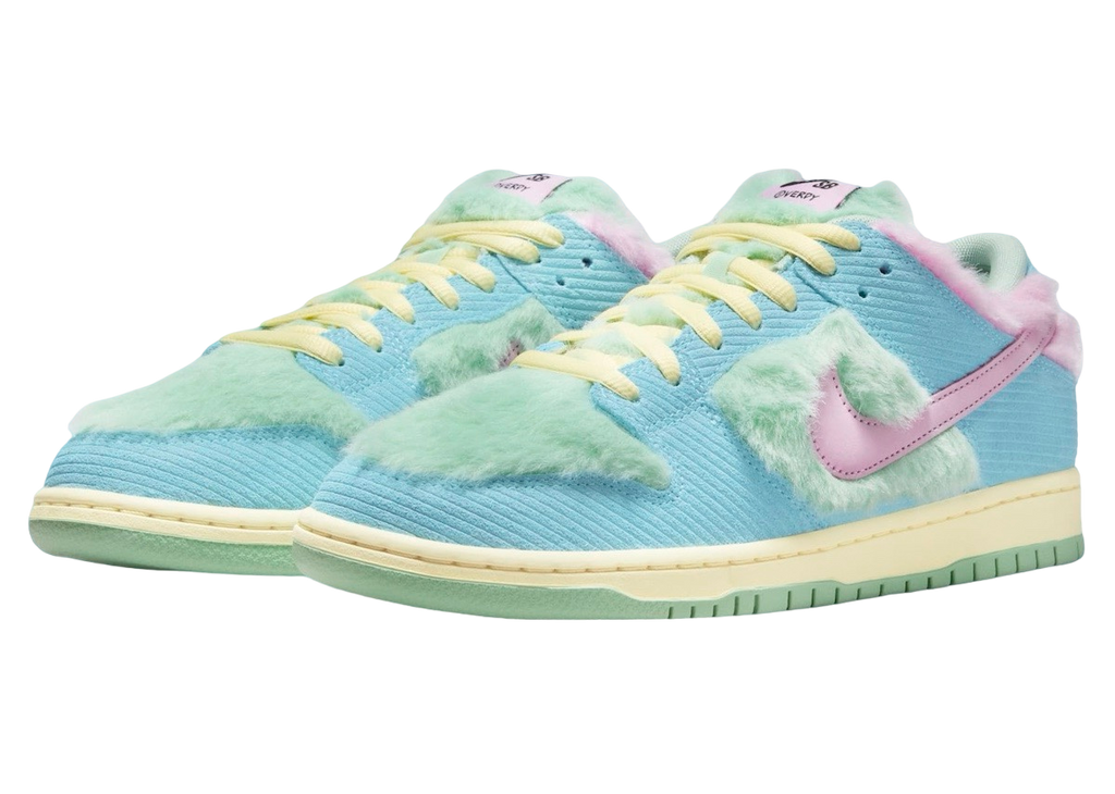 Verdy x Nike SB Dunk Low Visty - Image 2