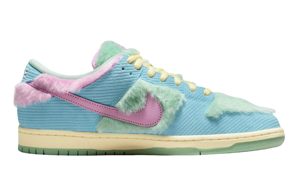 Verdy x Nike SB Dunk Low Visty - Image 3