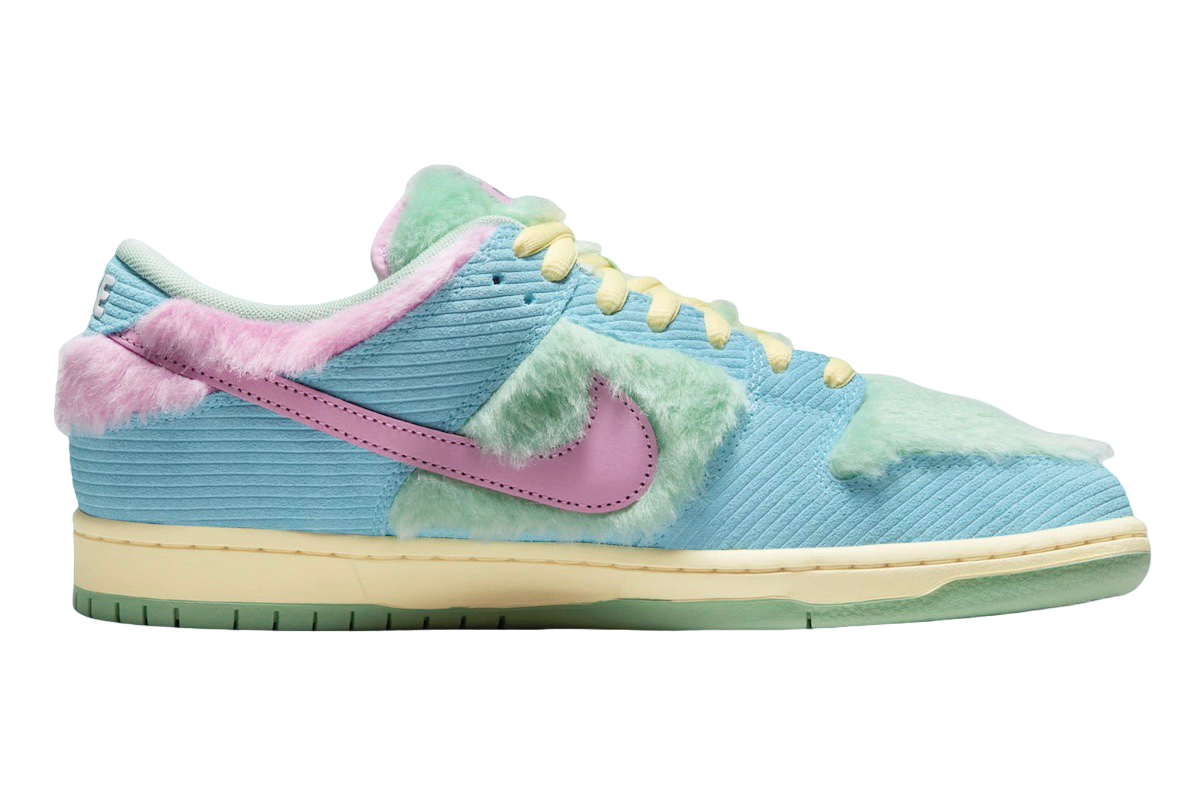 Verdy x Nike SB Dunk Low Visty - Image 3