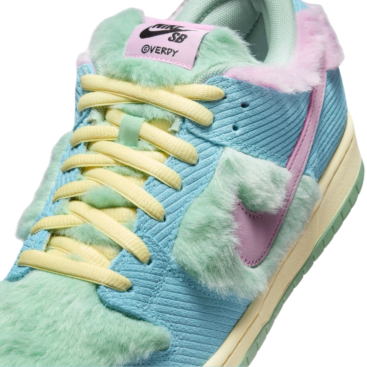 Verdy x Nike SB Dunk Low Visty - Image 7