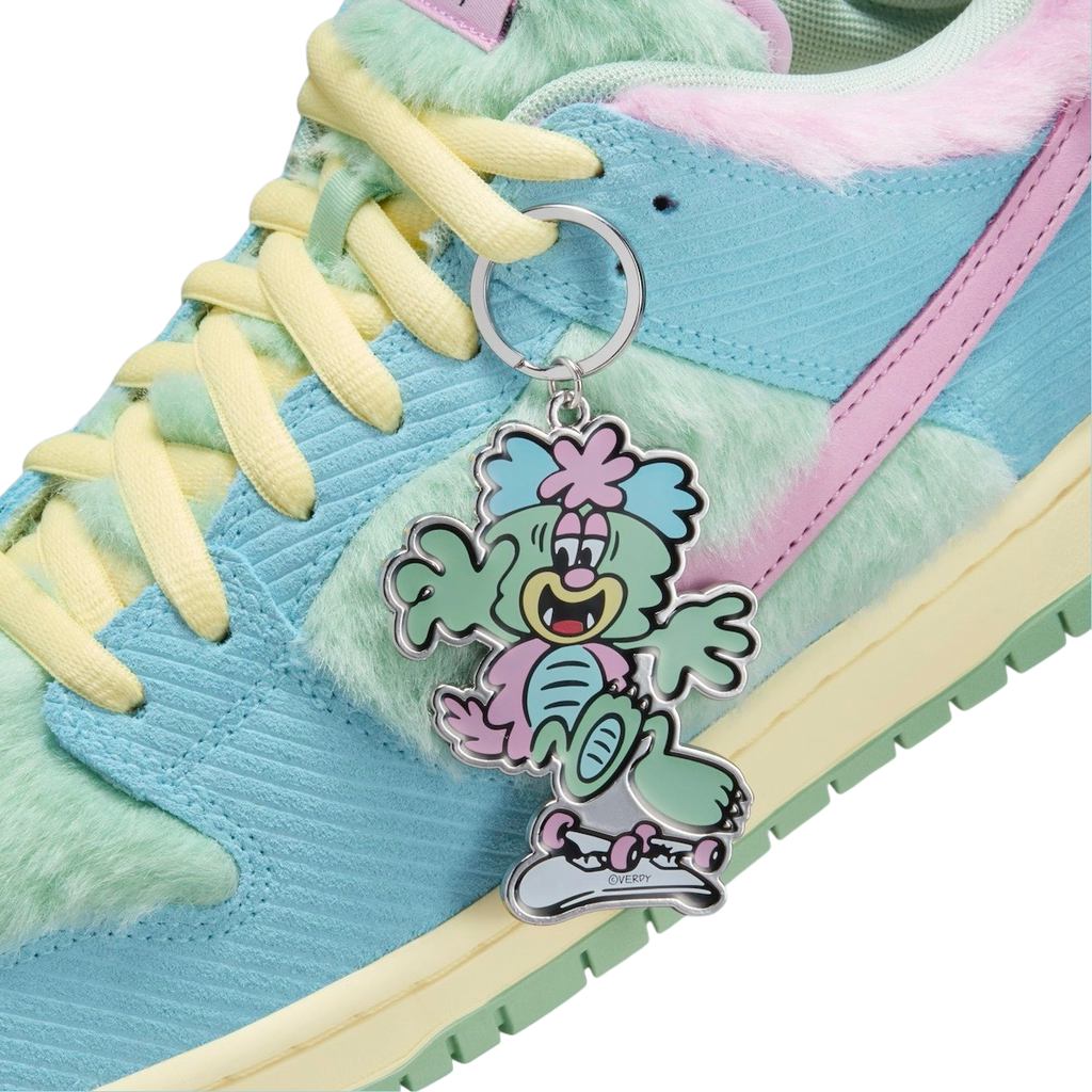 Verdy x Nike SB Dunk Low Visty - Image 8