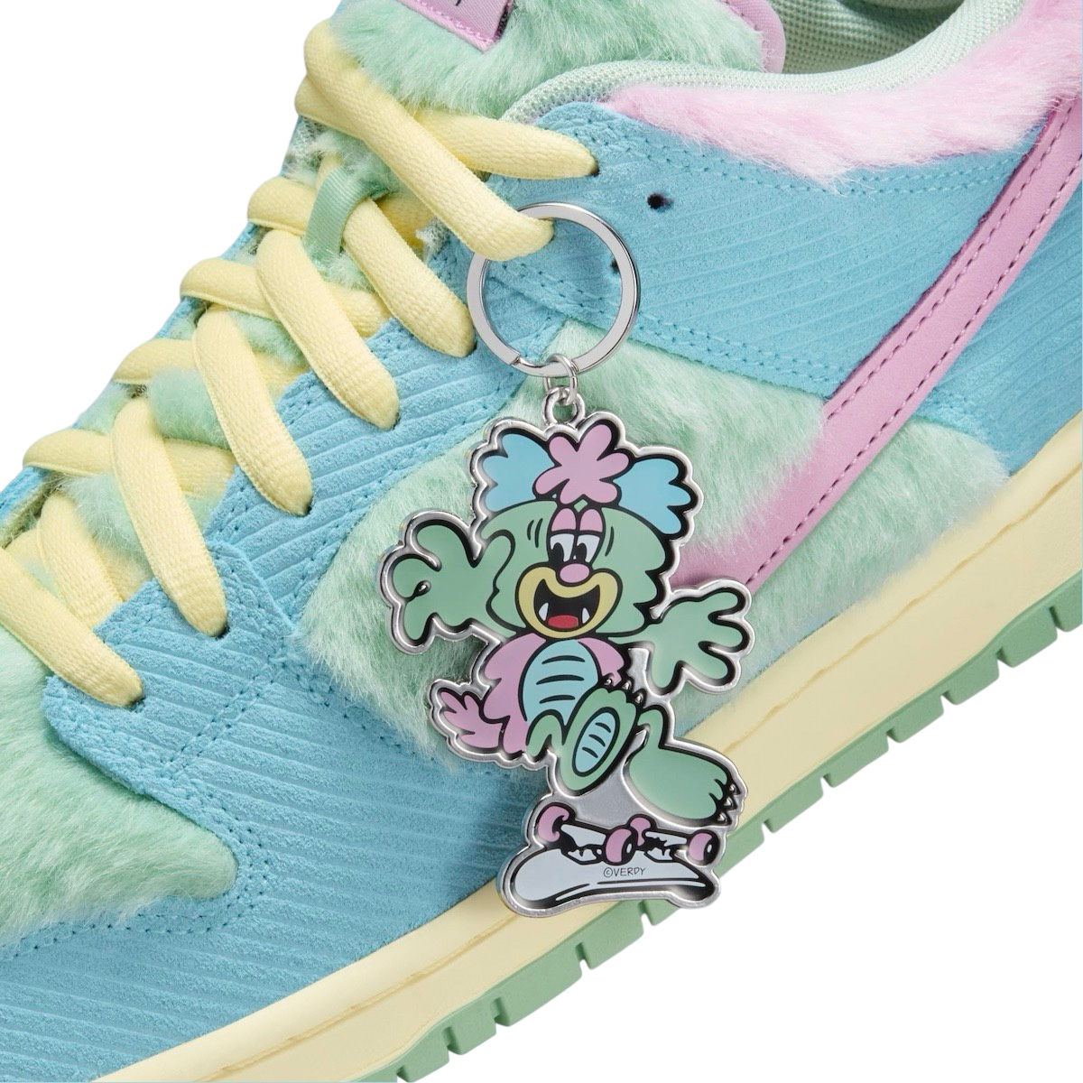 Verdy x Nike SB Dunk Low Visty - Image 8