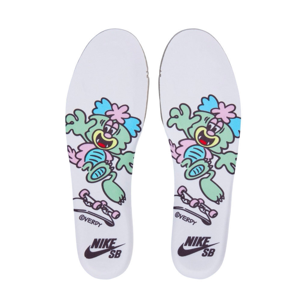 Verdy x Nike SB Dunk Low Visty - Image 11