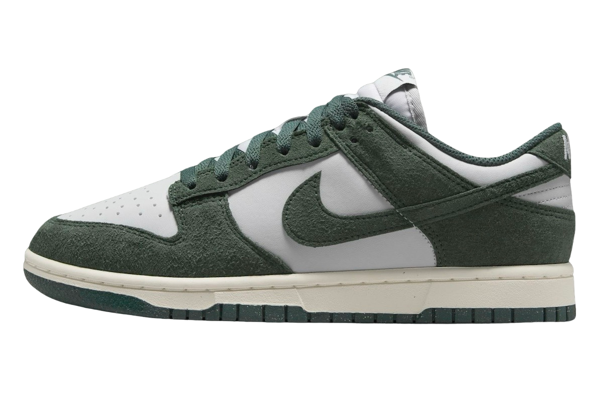 Nike Dunk Low Green Suede