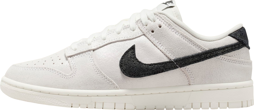 Nike Dunk Low Sail / Black