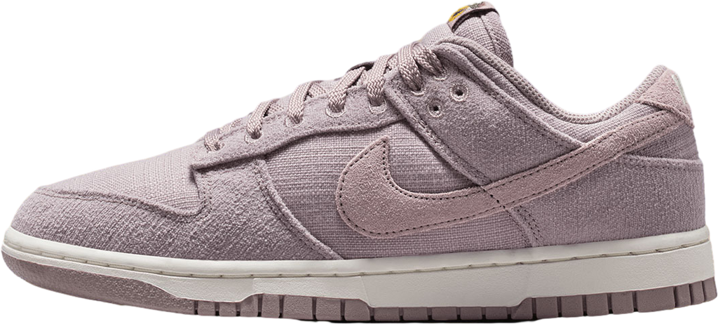 Nike Dunk Low WMNS Now Accepting All Flowers