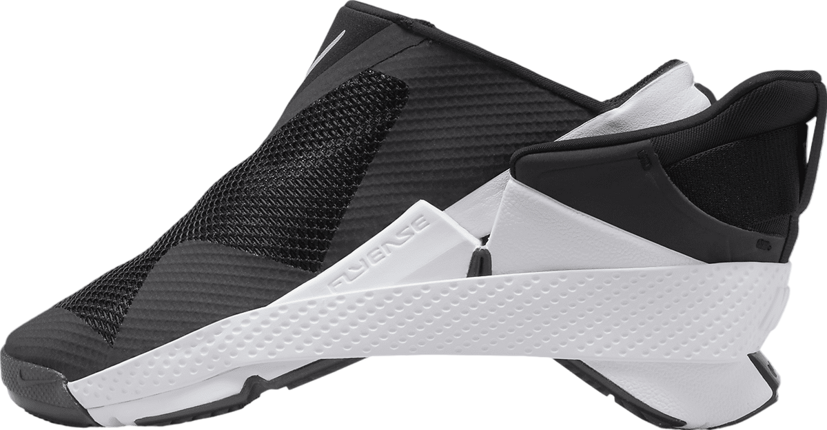 Nike Go FlyEase Black / White