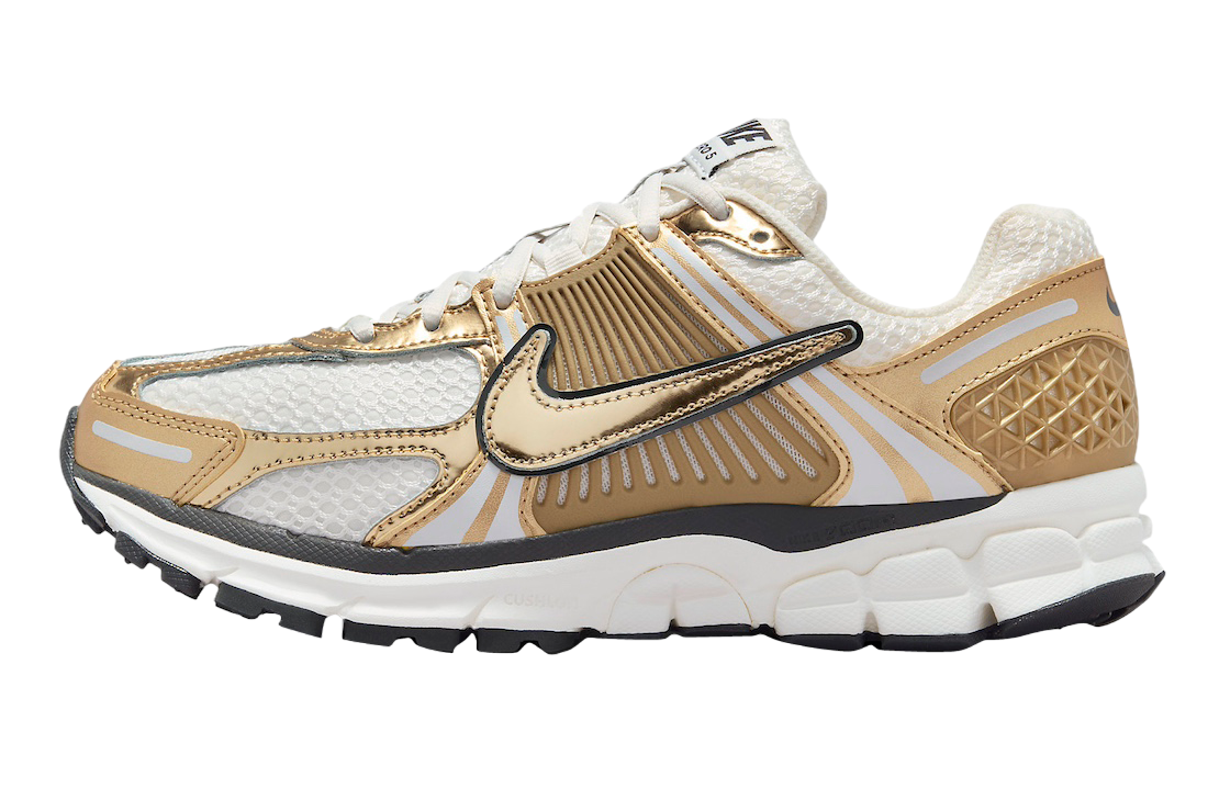 Nike WMNS Zoom Vomero 5 Metallic Gold