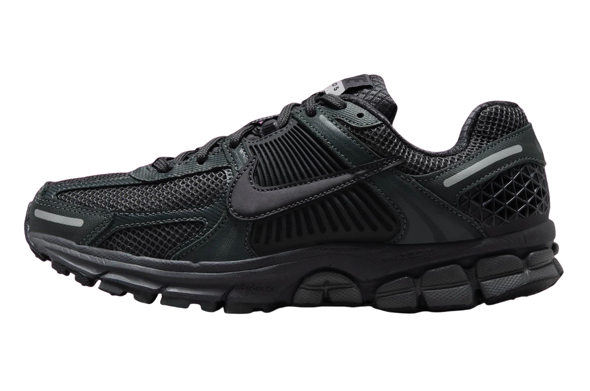 Nike WMNS Zoom Vomero 5 Triple Black