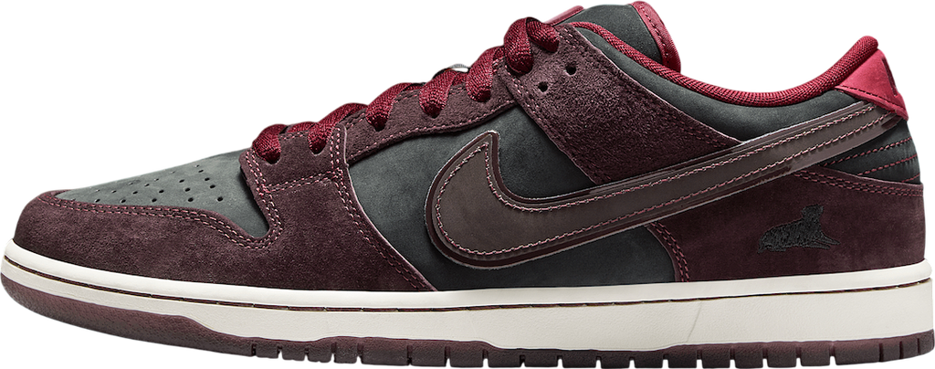 Riot Skateshop x Nike SB Dunk Low